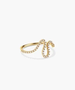 Interconnected Wave Pavé Diamond Ring
